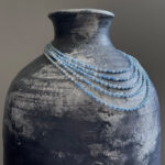 Красивое многослойное украшение из аквамарина купить